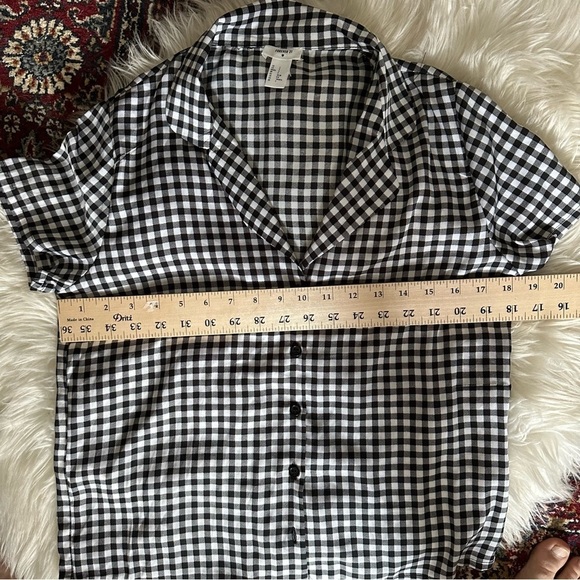 Forever 21 Black and White Gingham Button Down Pajama Set - Picture 6 of 8
